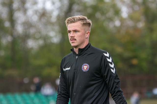 经历人生低 经历人生低